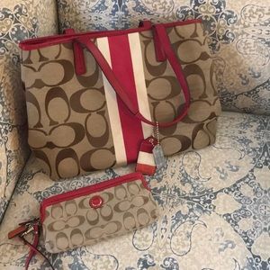 Gorgeous Coach purse and wristlet